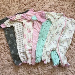Newborn Gerber Onesies 🌈❤️ (lot of 14)